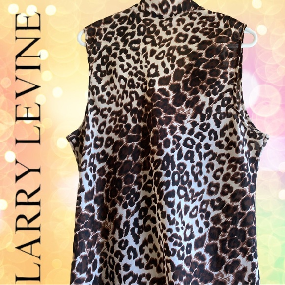 Sleeveless Leopard Ruffled Vneck w/Mandarin Collar - Picture 4 of 13